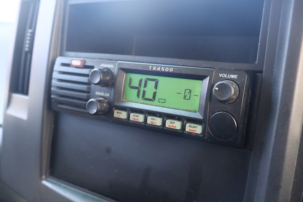 2017 ISUZU NPR 75-190 image 18