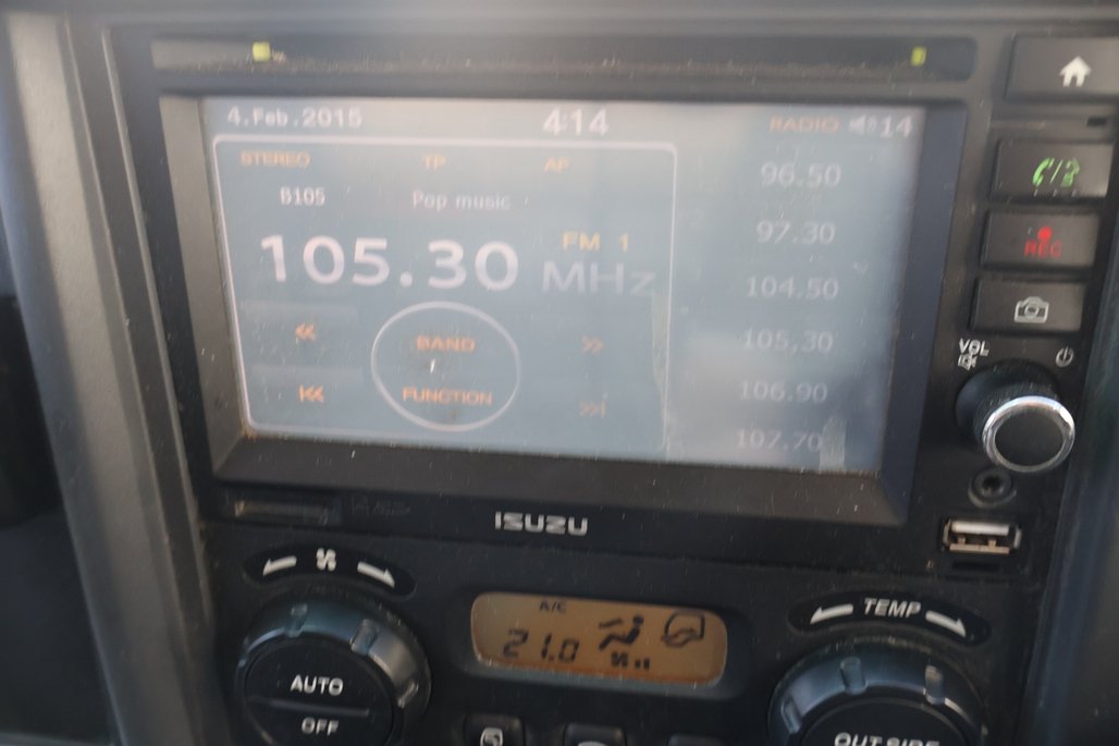 2017 ISUZU NPR 75-190 image 19