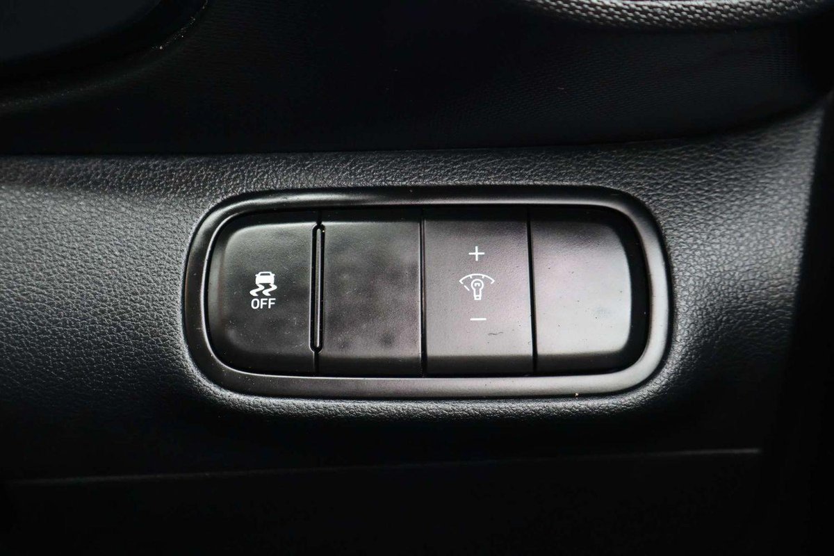 2025 Hyundai Venue QX.V5 MY25 image 19