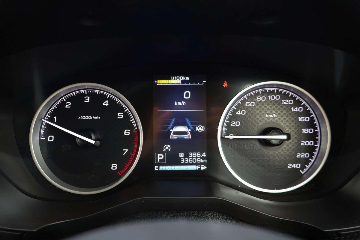 2017 Subaru Forester image 18