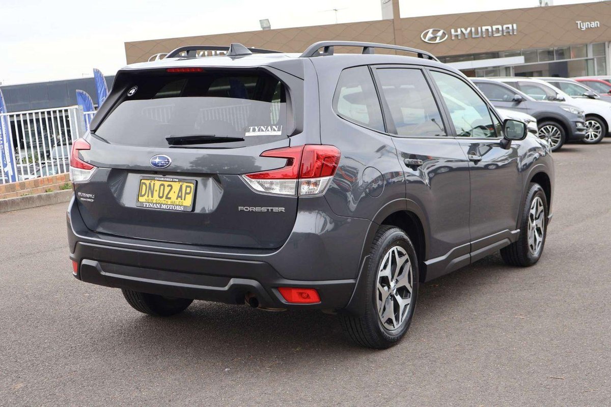 2017 Subaru Forester image 5
