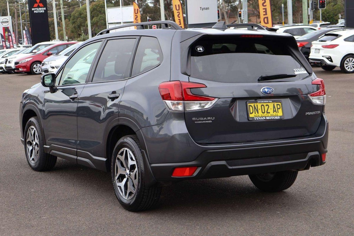 2017 Subaru Forester image 7