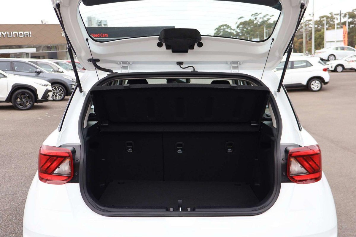 2025 Hyundai Venue QX.V5 MY25 image 23