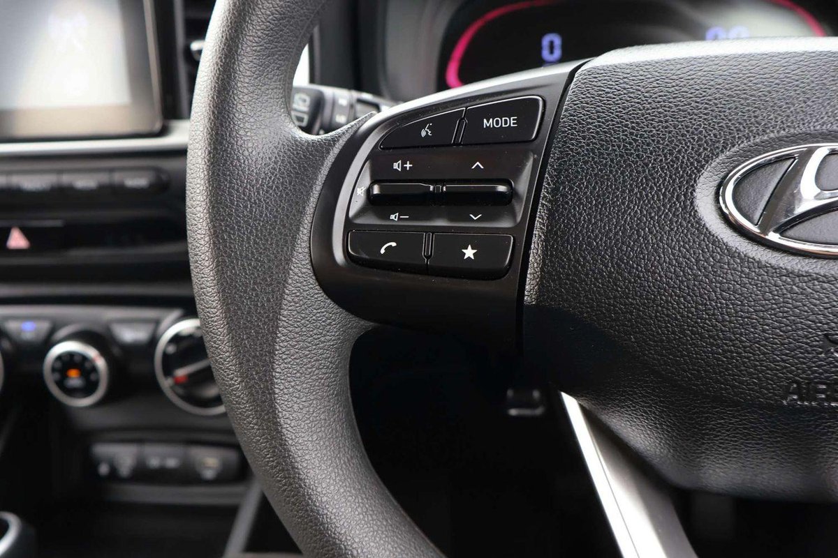 2025 Hyundai Venue QX.V5 MY25 image 17