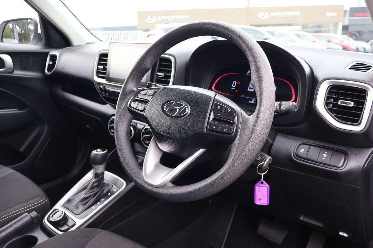 2025 Hyundai Venue QX.V5 MY25 image 10