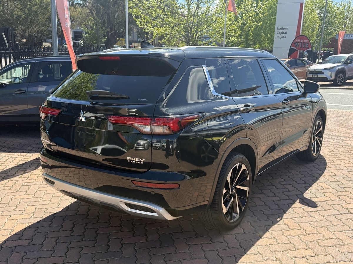 2024 Mitsubishi Outlander PHEV Exceed ZM MY24 AWD image 6