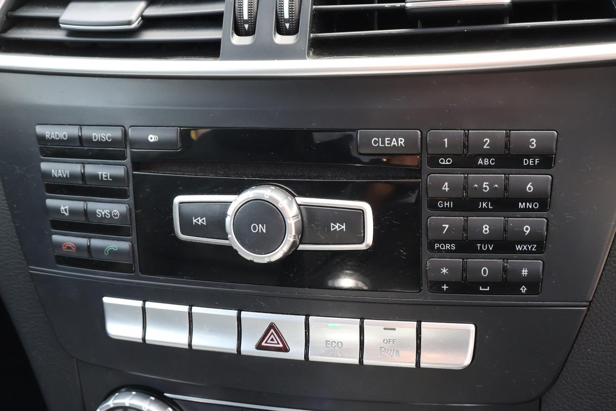 2013 Mercedes-Benz C-Class C180 C204 MY13 image 24