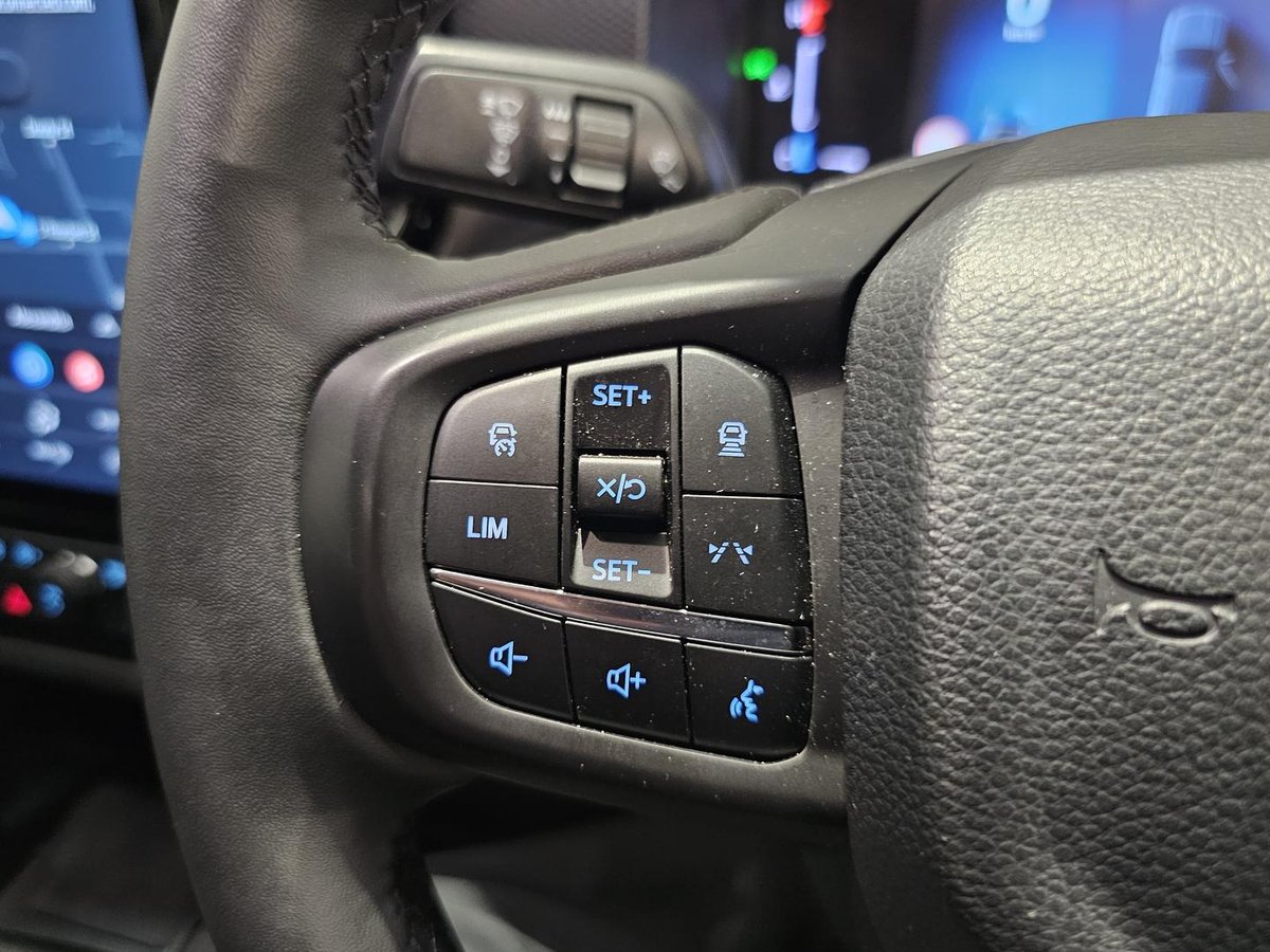 2025 Ford Ranger XLT MY26.00 4X4 Dual Range image 18