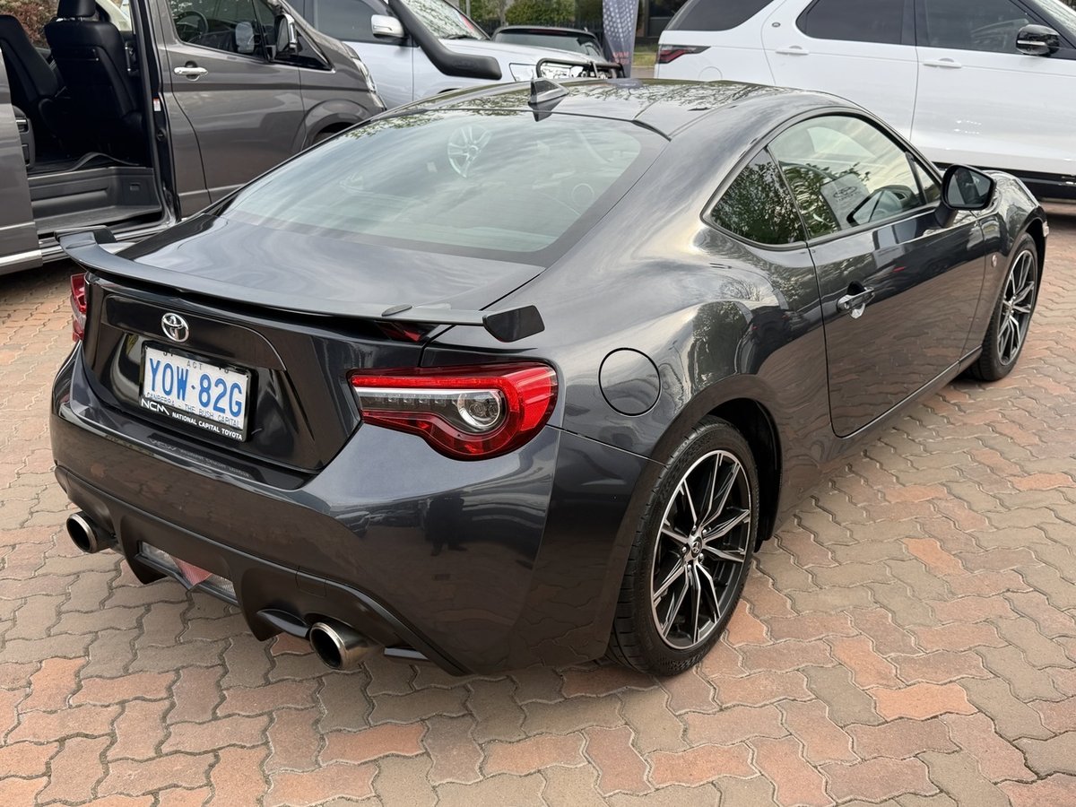 2017 Toyota 86 GTS ZN6 image 6