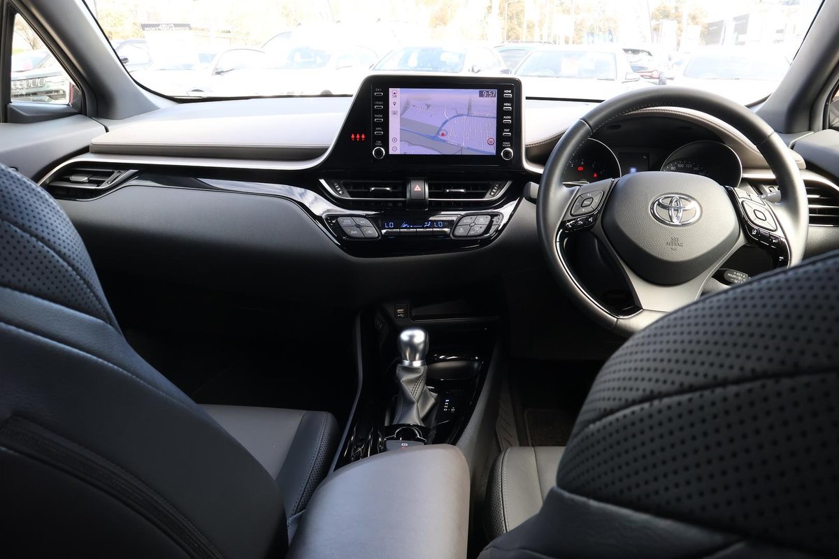2021 Toyota C-HR Koba NGX10R image 19