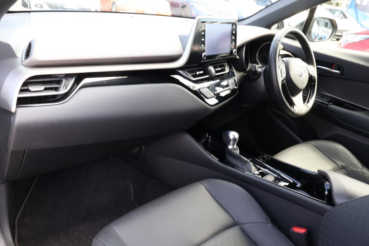 2021 Toyota C-HR Koba NGX10R image 17