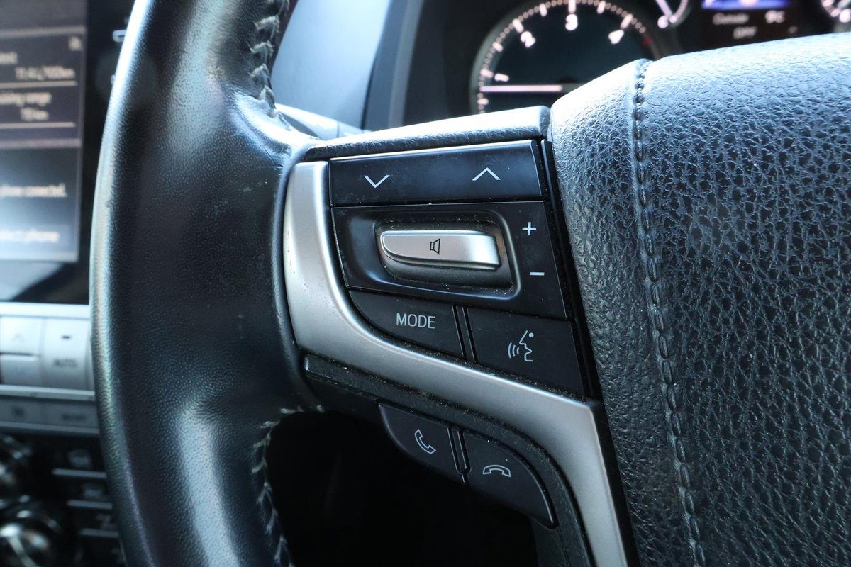 2020 Toyota Landcruiser Prado Kakadu GDJ150R 4X4 Dual Range image 11