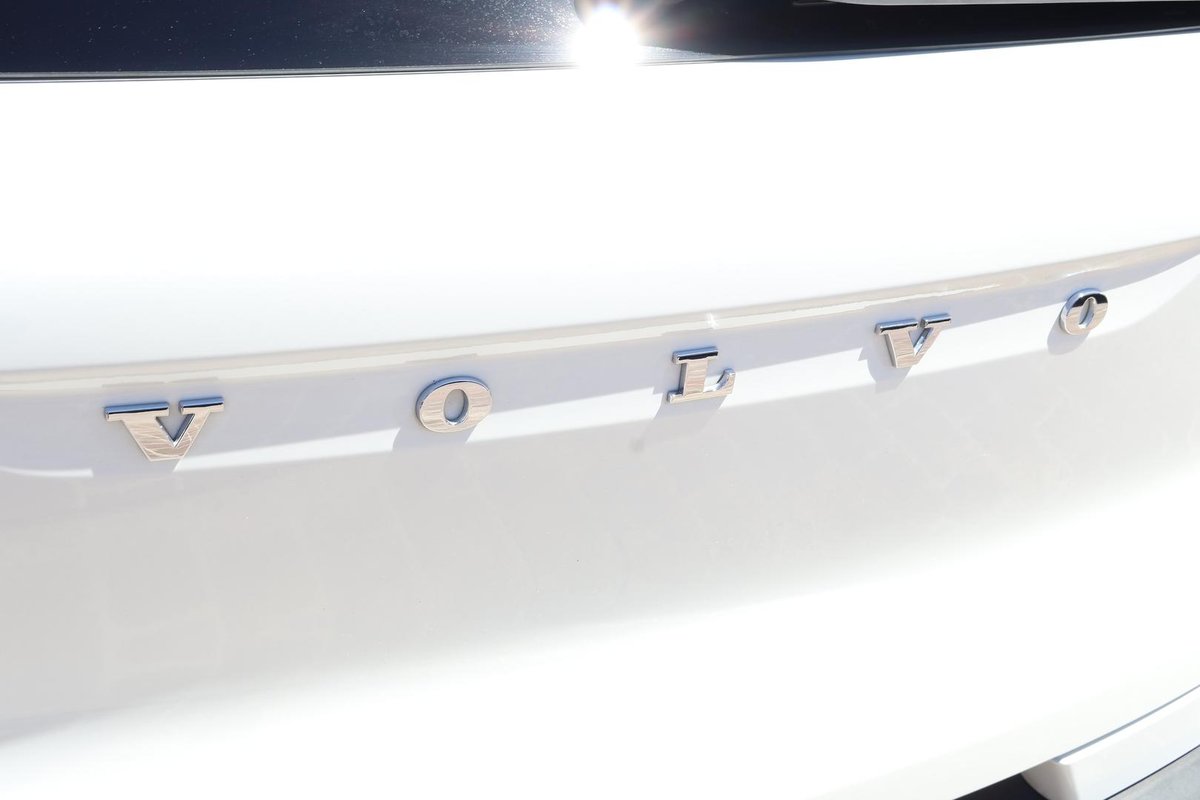 2022 Volvo XC40 T5 R-Design MY22 AWD image 35
