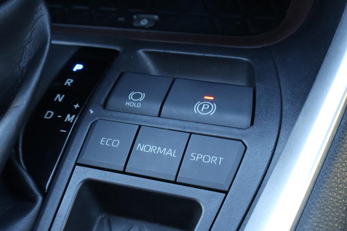 2021 Toyota RAV4 Cruiser MXAA52R image 21