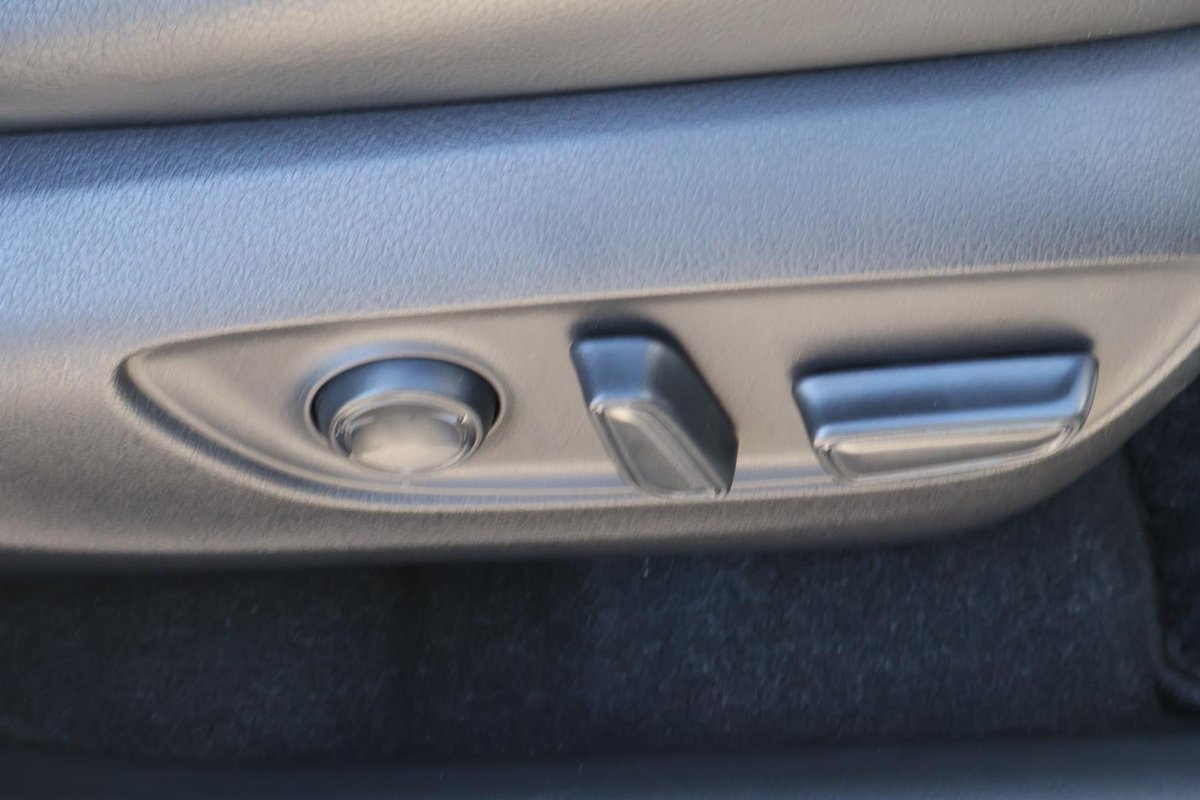 2021 Toyota RAV4 Cruiser MXAA52R image 23