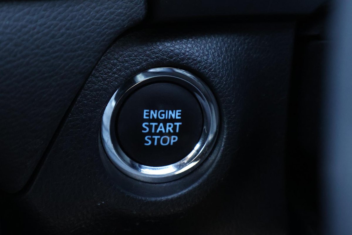 2021 Toyota RAV4 Cruiser MXAA52R image 17