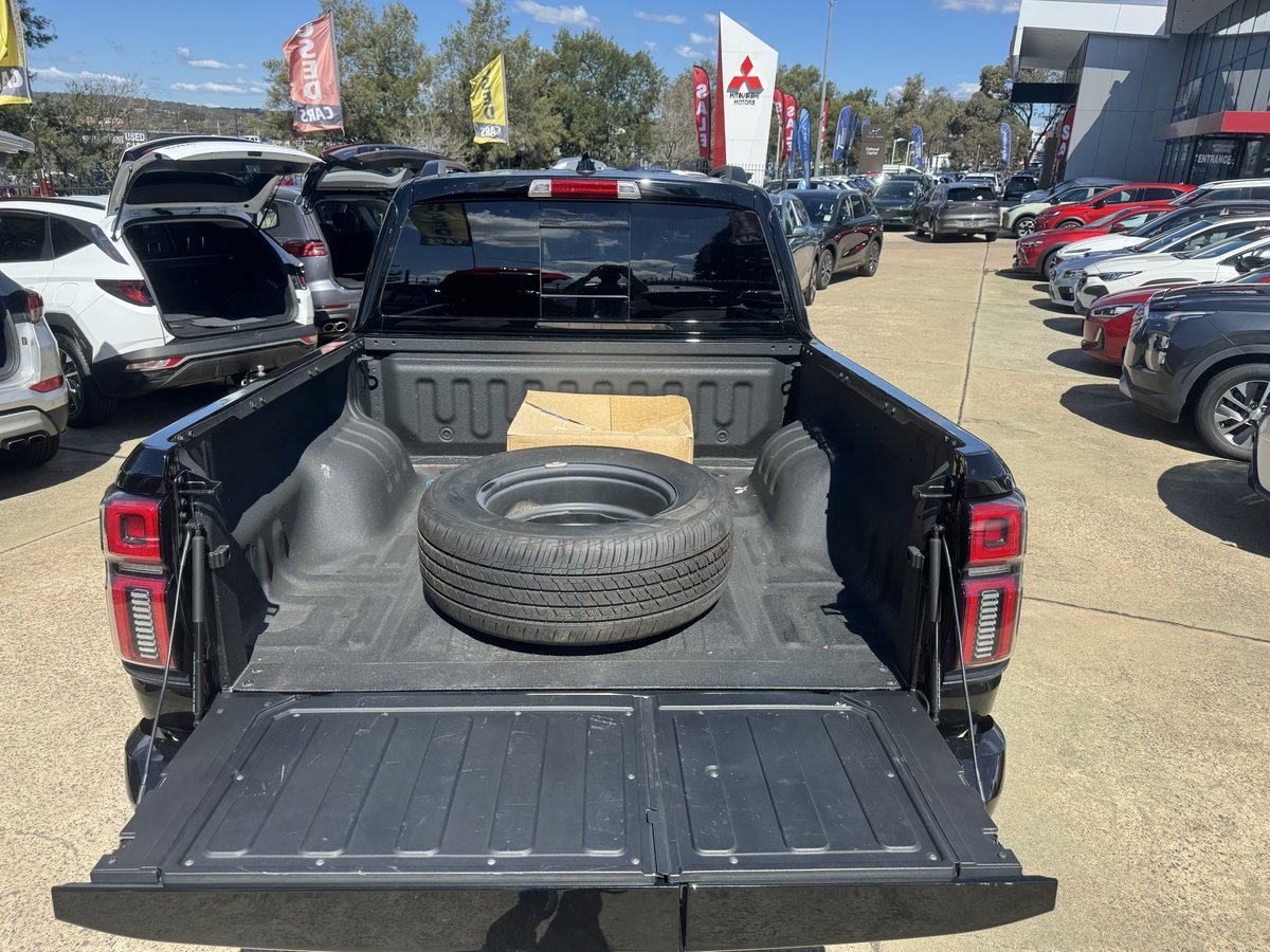 2025 GWM Cannon Alpha Ultra Hi4-T PHEV P05 4X4 Dual Range image 15