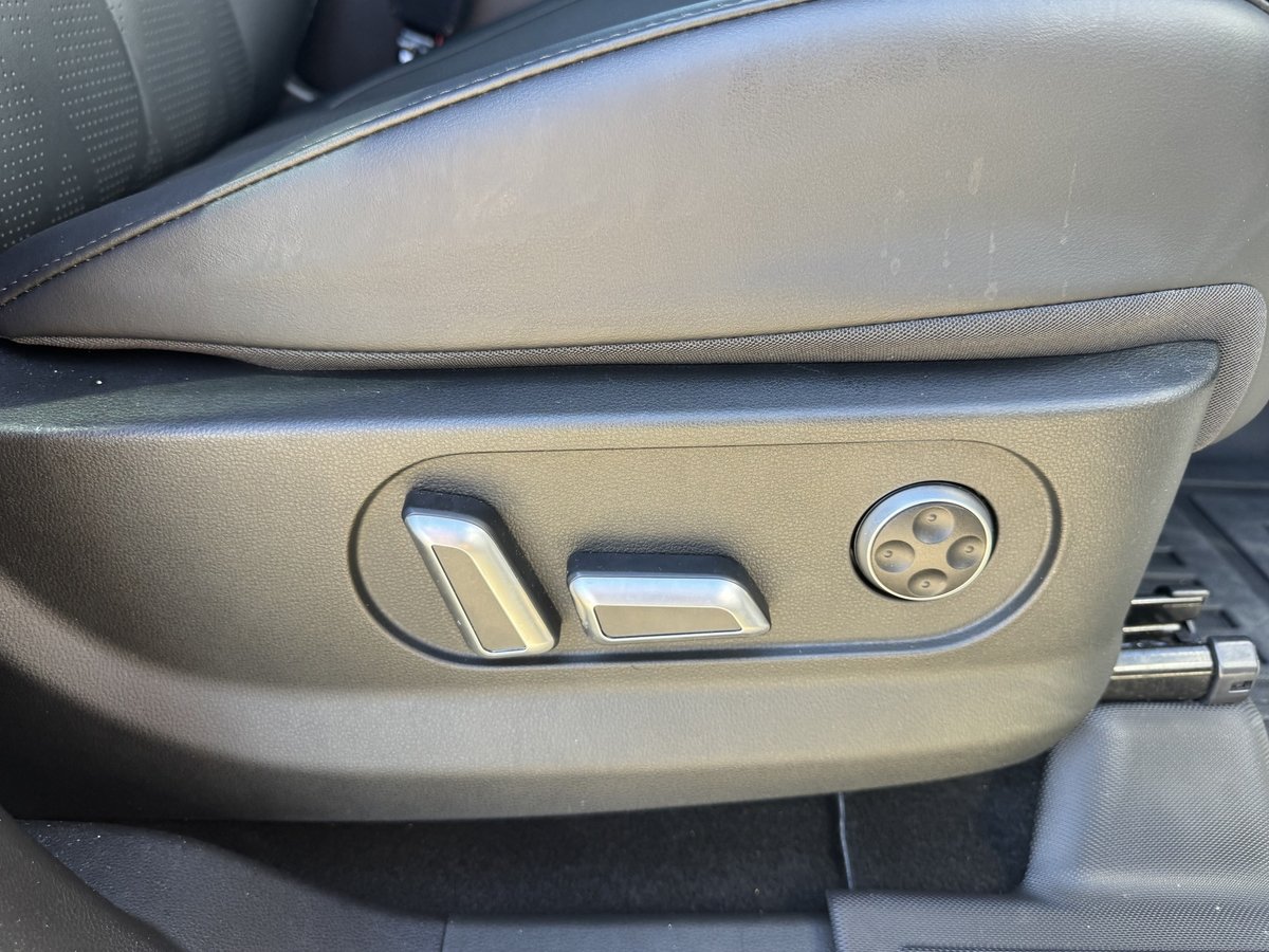2025 GWM Cannon Alpha Ultra Hi4-T PHEV P05 4X4 Dual Range image 21
