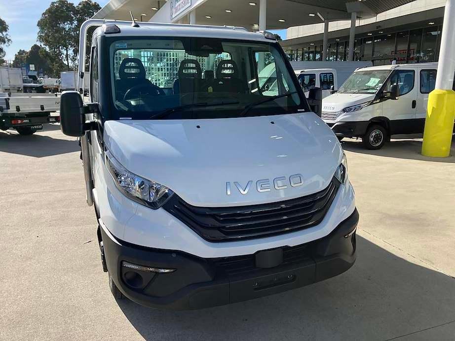 2026 Iveco Daily 45C18 Tradie Made image 9