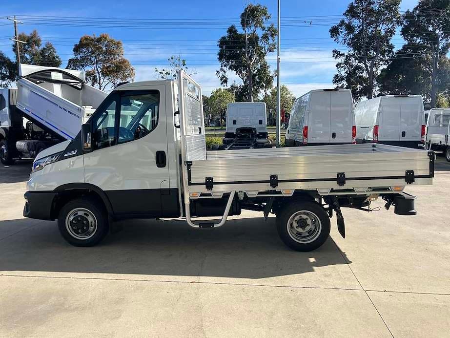 2026 Iveco Daily 45C18 Tradie Made image 4