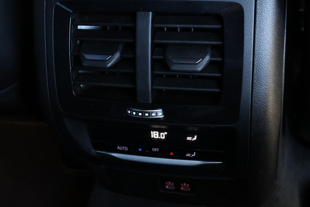 2022 BMW X3 sDrive20i G01 LCI image 25