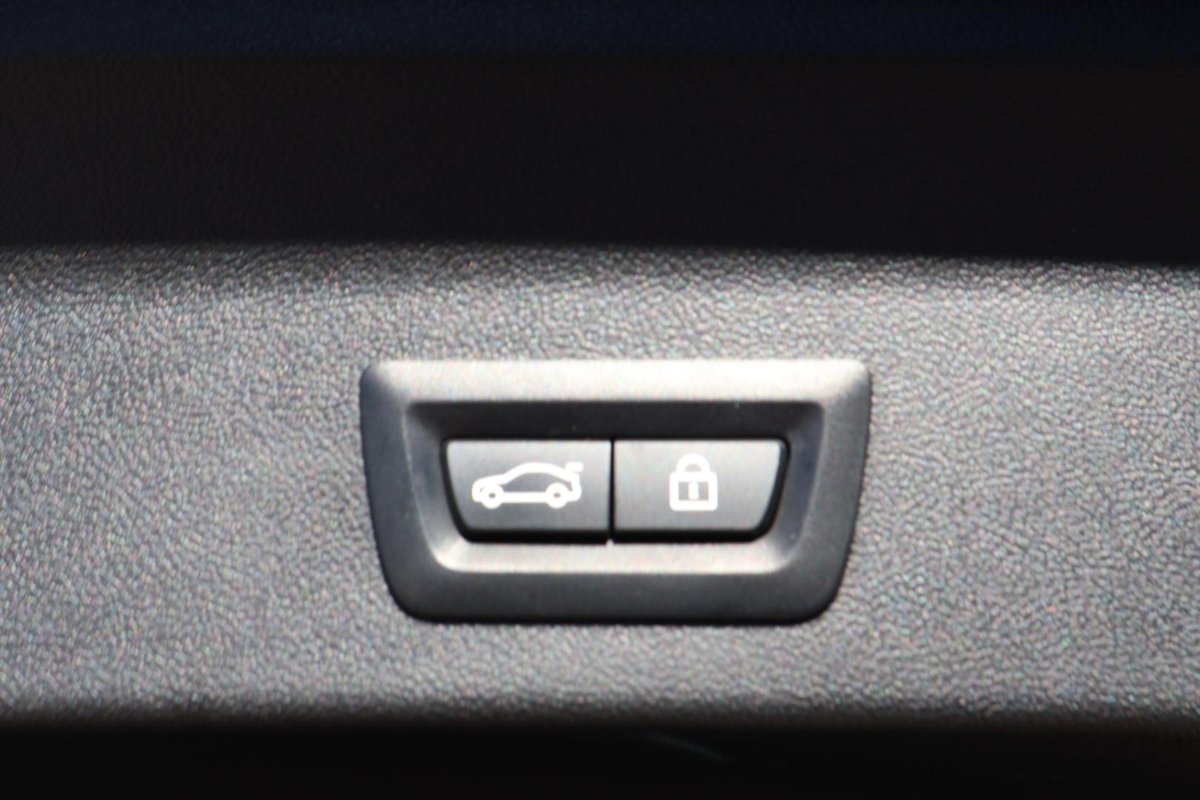 2022 BMW X3 sDrive20i G01 LCI image 29