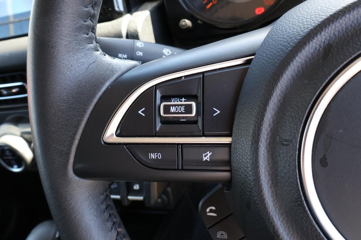 2023 Suzuki Jimny GLX GJ 4X4 Dual Range image 10