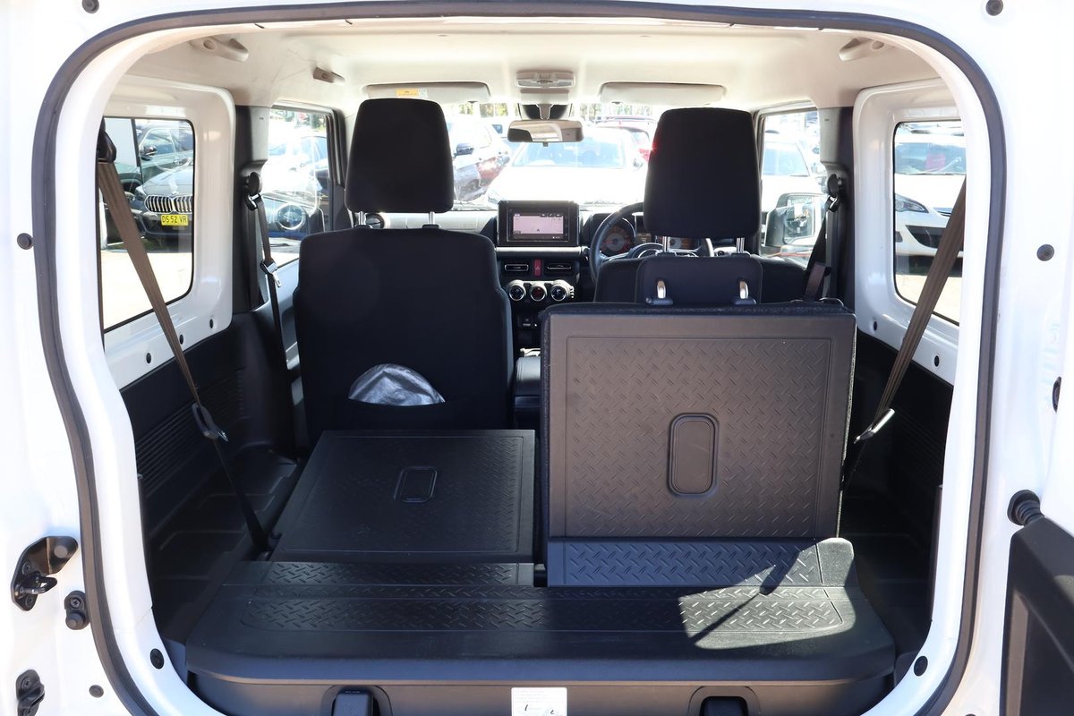 2023 Suzuki Jimny GLX GJ 4X4 Dual Range image 23