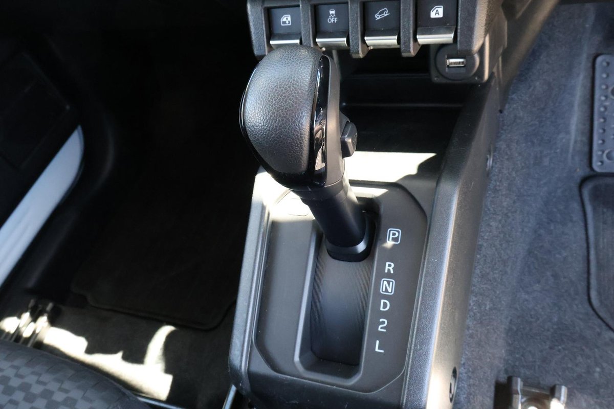 2023 Suzuki Jimny GLX GJ 4X4 Dual Range image 19