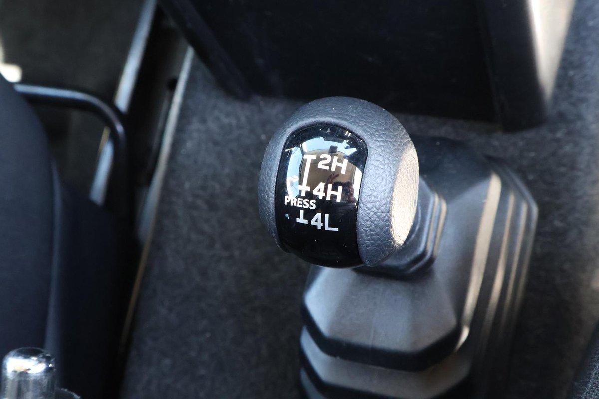 2023 Suzuki Jimny GLX GJ 4X4 Dual Range image 20