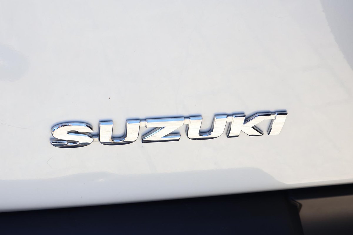 2023 Suzuki Jimny GLX GJ 4X4 Dual Range image 27