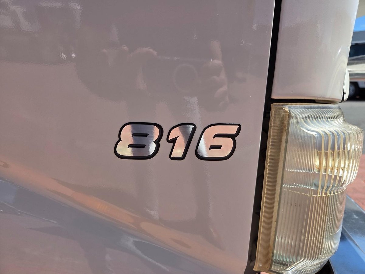 2007 Hino 816 - 300 Series 3.5 Ton Crew Cab Tray image 9