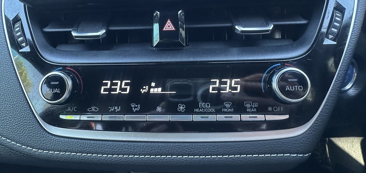 2022 Toyota Corolla ZR Hybrid ZWE211R image 26