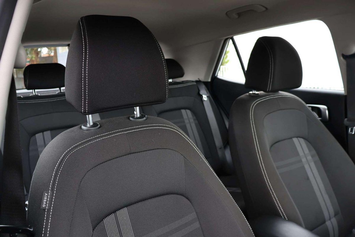 2025 Hyundai Venue QX.V5 MY25 image 11