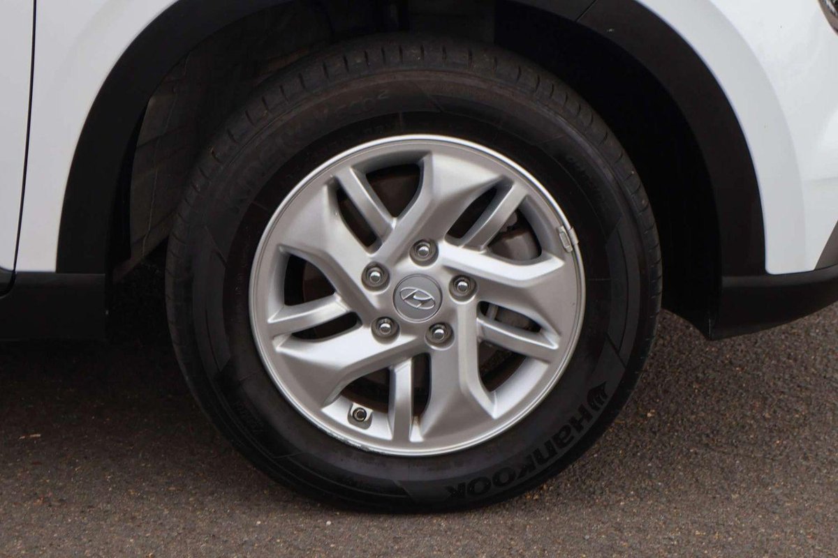2025 Hyundai Venue QX.V5 MY25 image 9