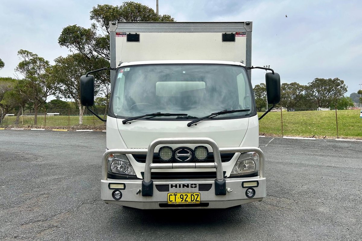 2019 Hino 300 Series 616 image 10