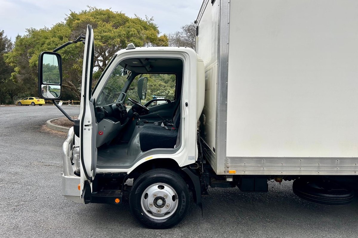 2019 Hino 300 Series 616 image 22