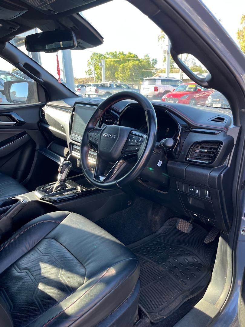 2023 Isuzu D-MAX X-TERRAIN MY23 4X4 Dual Range image 12