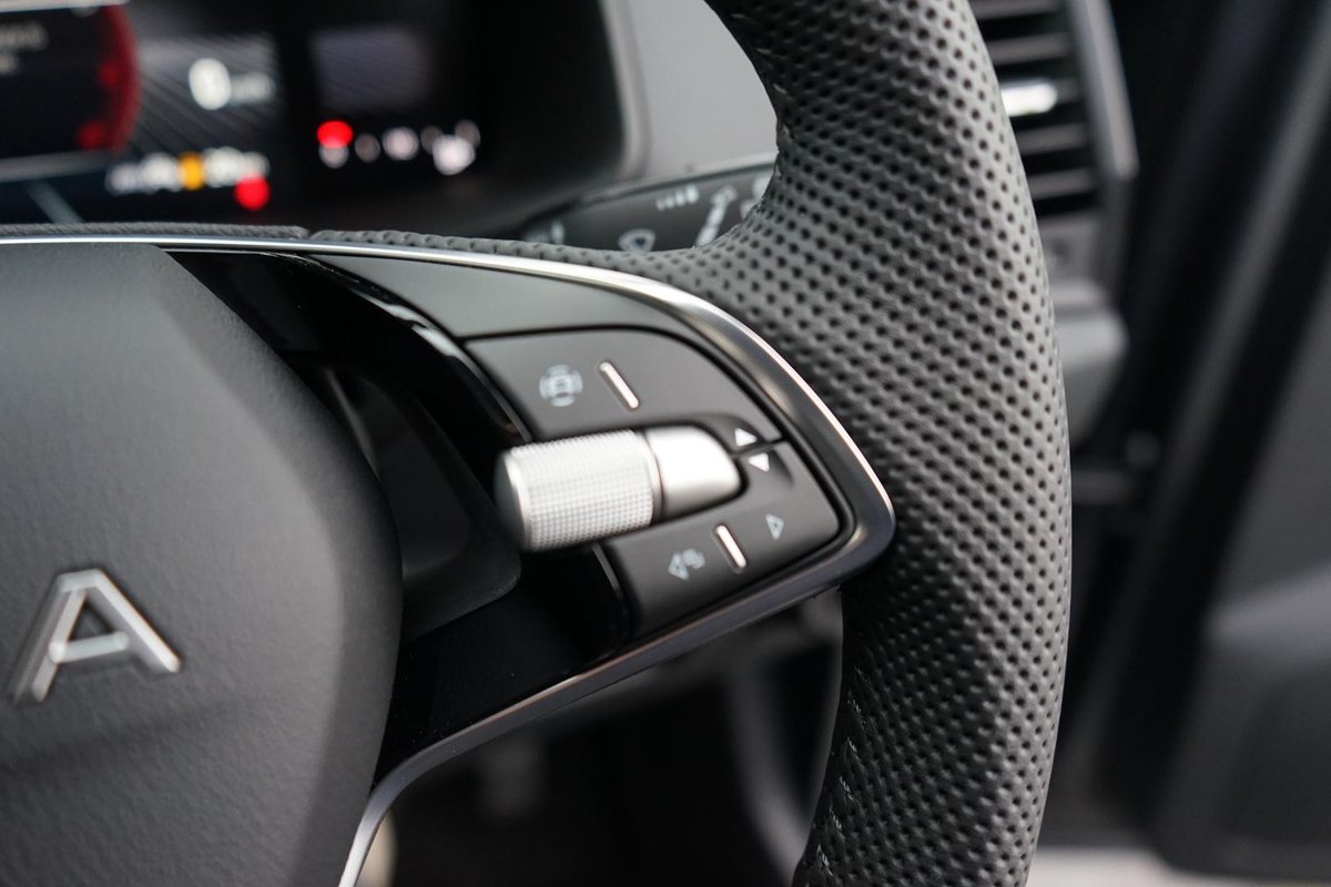 2025 SKODA Karoq 110TSI Select NU MY25 image 18