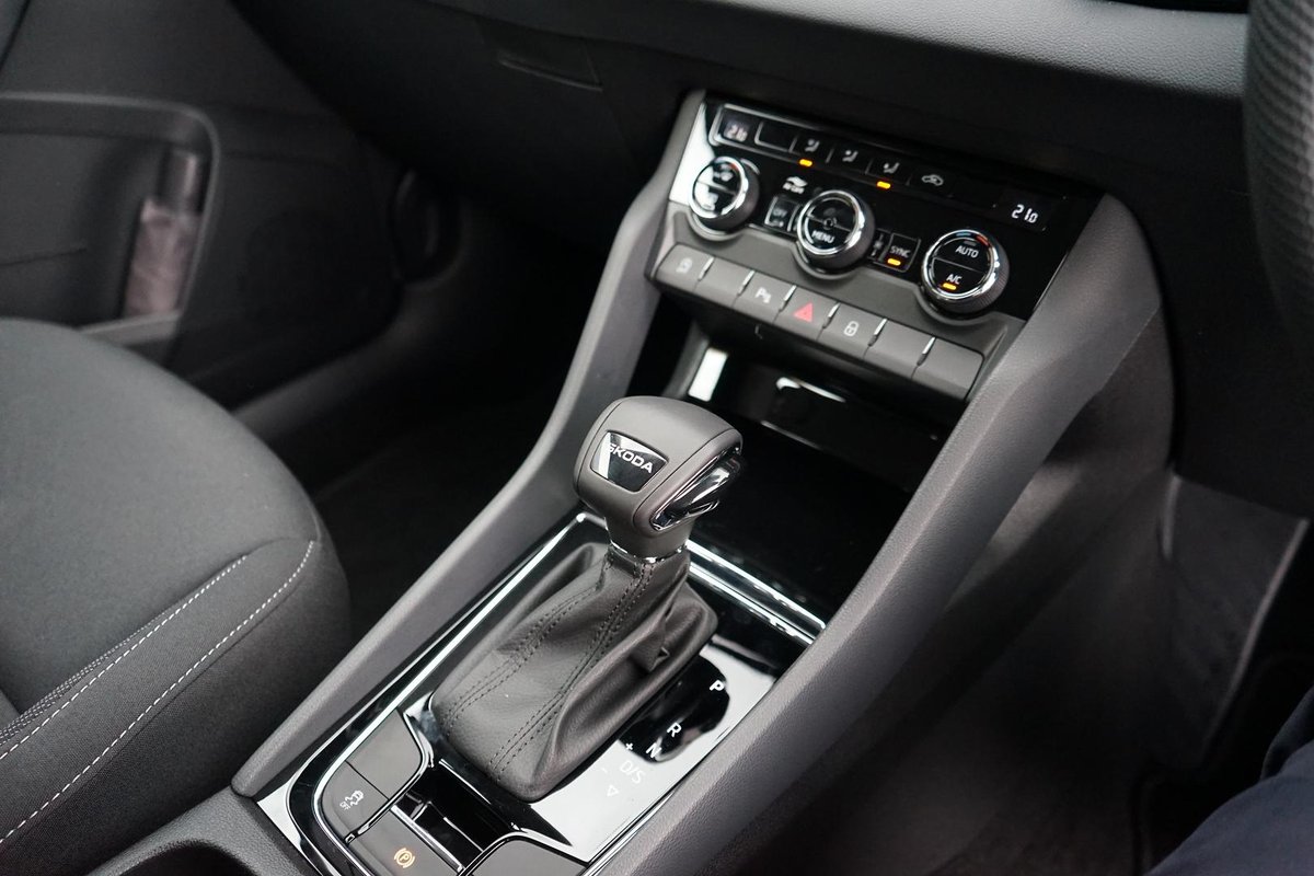 2025 SKODA Karoq 110TSI Select NU MY25 image 15