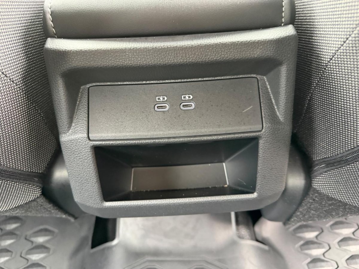 2025 Toyota Hilux SR 48V GUN227R 4X4 Dual Range image 25