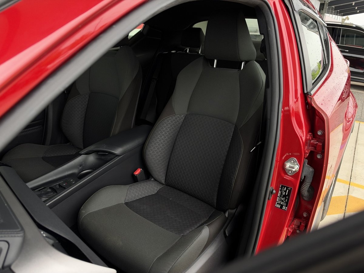 2020 Toyota C-HR S-CVT AWD NGX50R AWD image 11