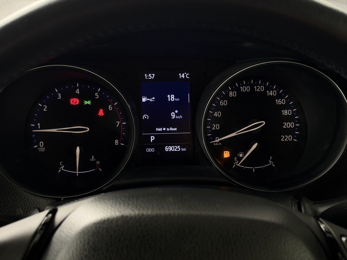 2020 Toyota C-HR S-CVT AWD NGX50R AWD image 18