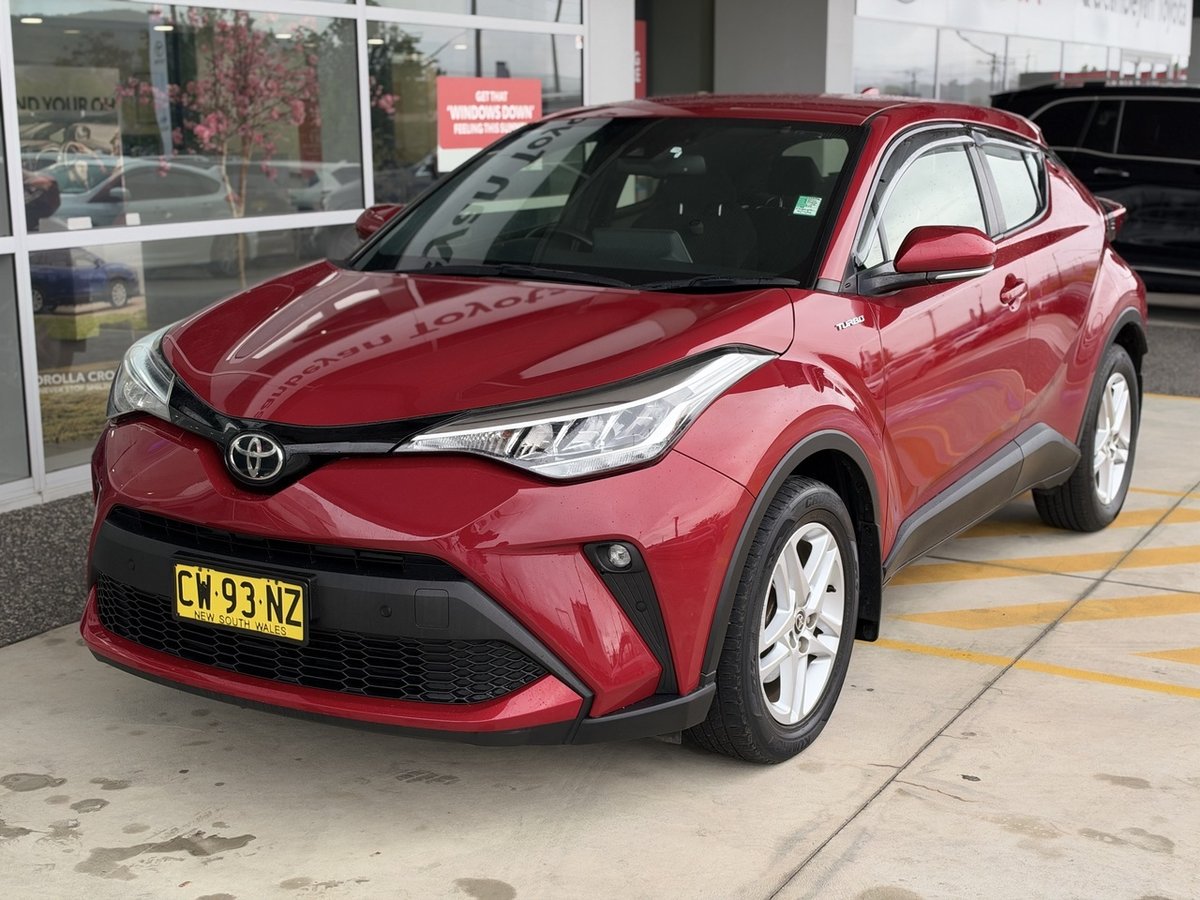 2020 Toyota C-HR S-CVT AWD NGX50R AWD image 2