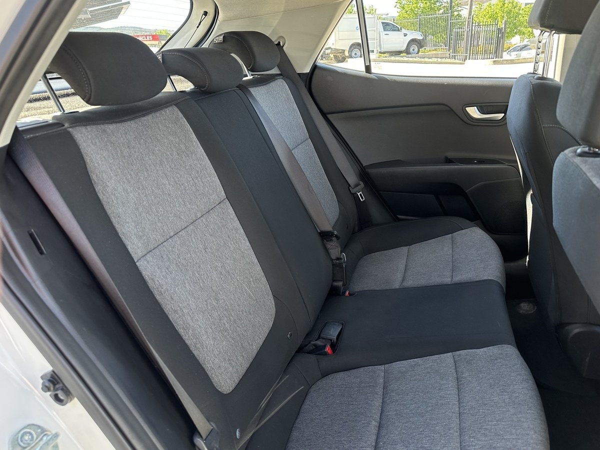 2022 Kia Stonic S YB MY23 image 14
