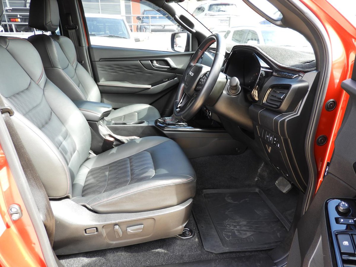 2024 Isuzu D-MAX X-TERRAIN MY24 4X4 Dual Range image 9