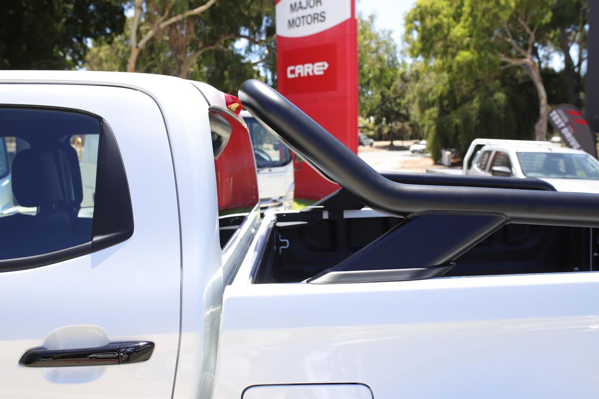 2025 Isuzu D-MAX BLADE MY25.5 4X4 Dual Range image 28
