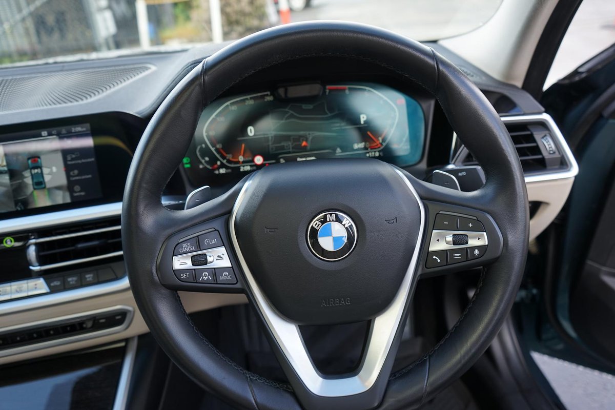 2019 BMW 3 Series 330i Luxury Line G20 image 9