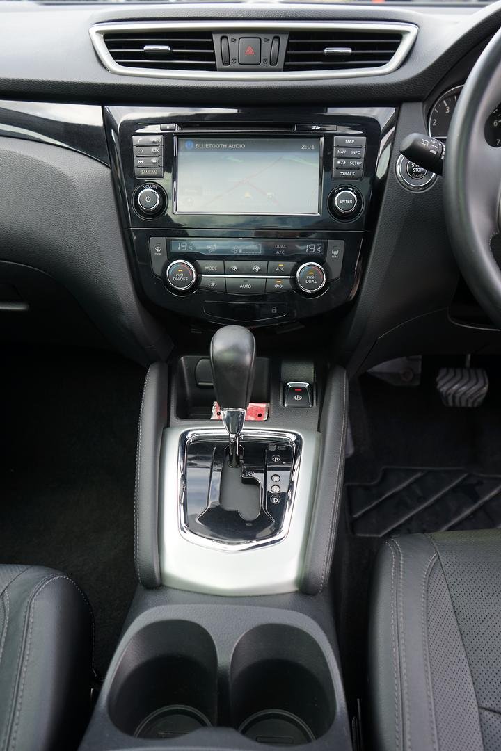 2014 Nissan QASHQAI Ti J11 image 10