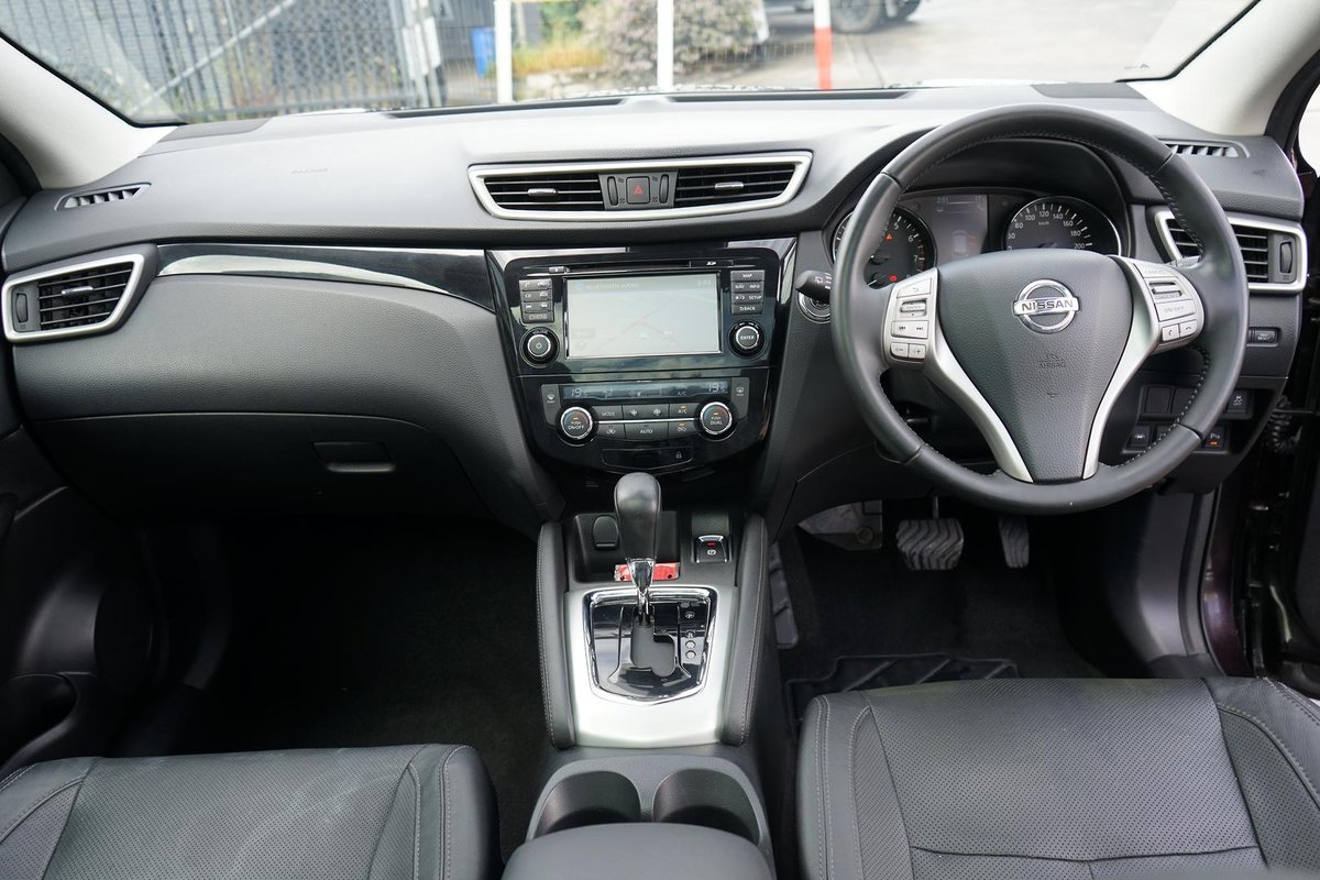 2014 Nissan QASHQAI Ti J11 image 8
